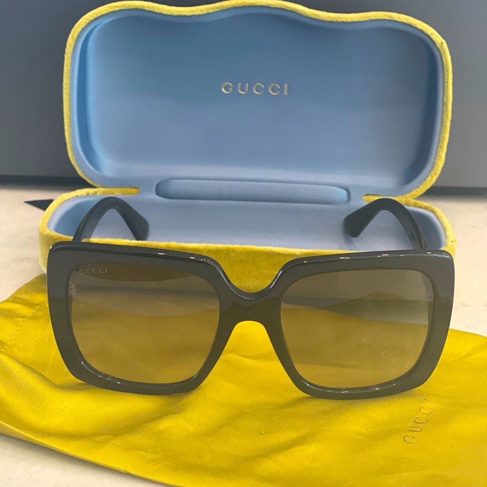 Oversize Rectangular Gucci Sunglasses Black Aceta… - image 1